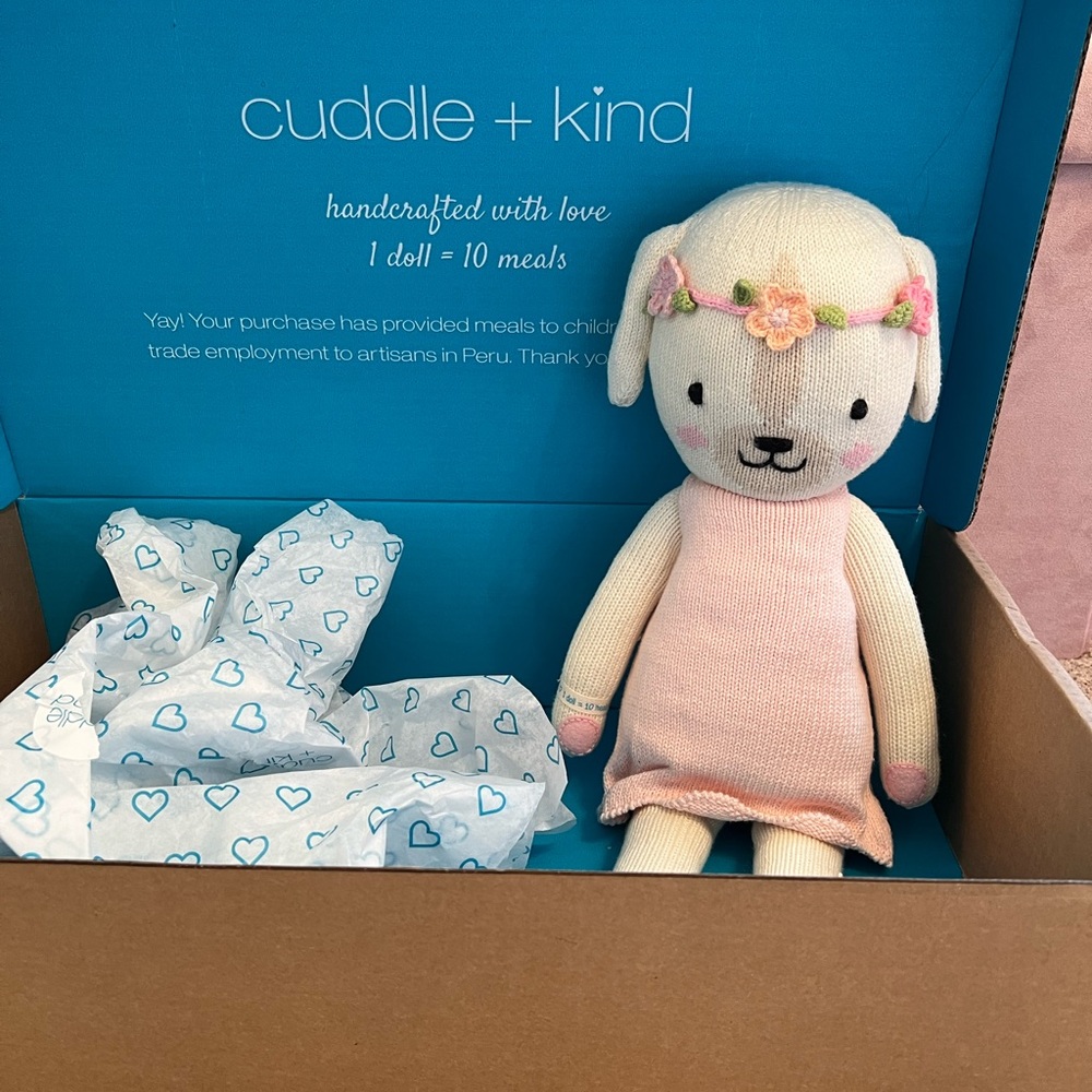 Cuddle and Kind Charlotte the Dog 20”